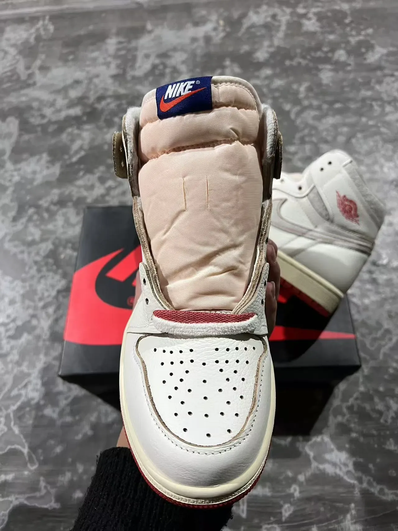Air Jordan 1 High Off-White و أحمر أحذية كرة السلة جلدية 3