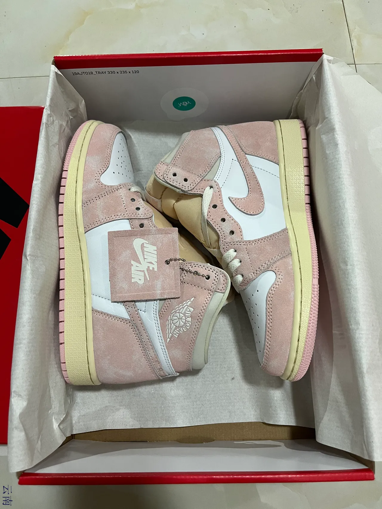 Air Jordan 1 High Chaussures de Basketball en Daim Rose et Blanc 8