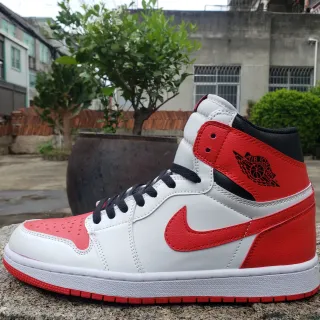 Air Jordan 1 High সাদা লাল কালো বাস্কেটবল জুতা