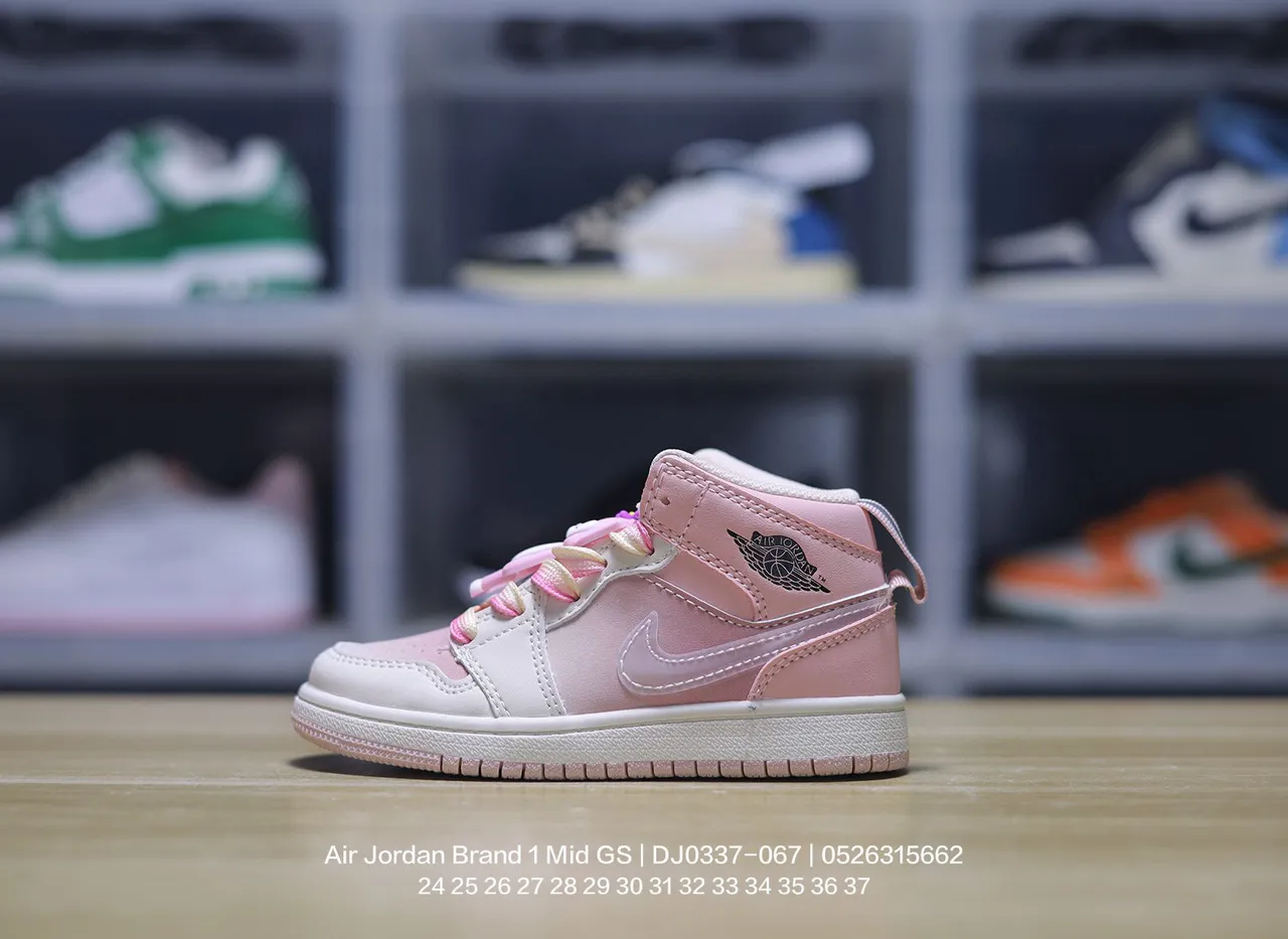 Air Jordan 1 Mid GS गुलाबी सफेद बास्केटबॉल जूते 2