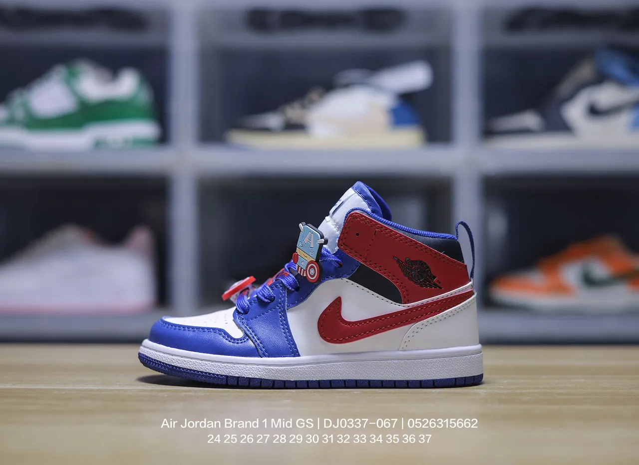 Air Jordan 1 Mid GS गुलाबी सफेद बास्केटबॉल जूते 3
