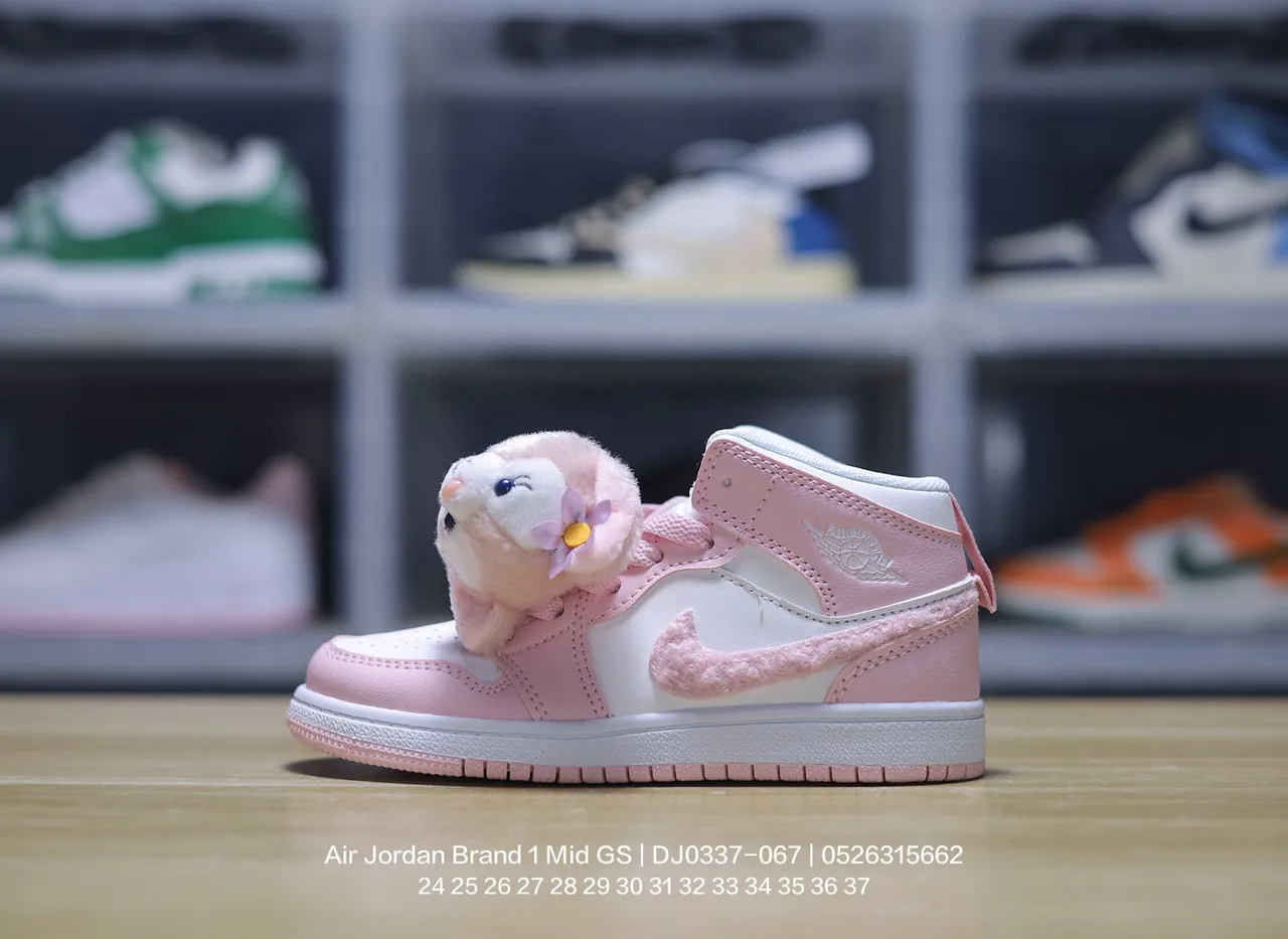 Air Jordan 1 Mid GS गुलाबी सफेद बास्केटबॉल जूते 8