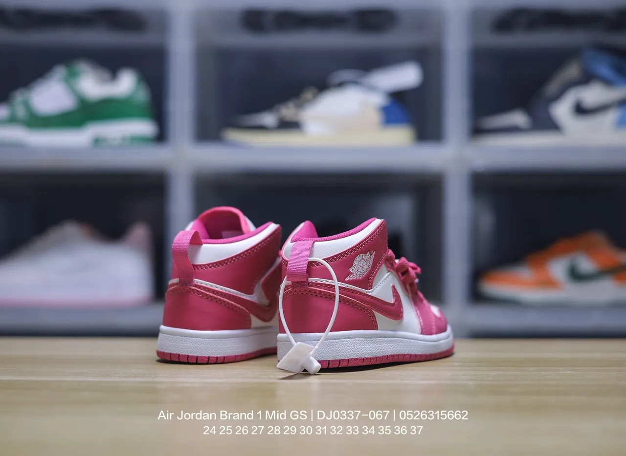 Air Jordan 1 Mid GS गुलाबी सफेद बास्केटबॉल जूते 21
