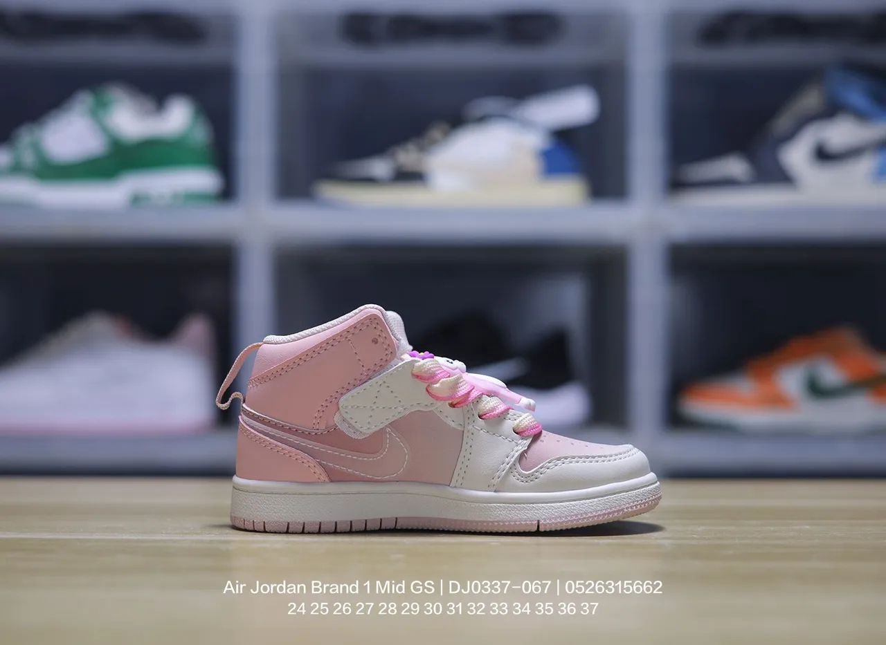 Air Jordan 1 Mid GS गुलाबी सफेद बास्केटबॉल जूते 23
