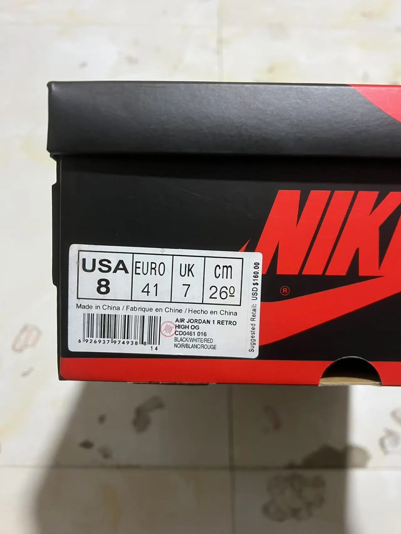 Air Jordan 1 白红配色高帮皮革鞋面篮球鞋 10