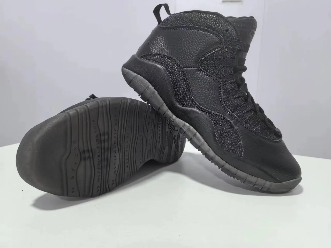 Tênis de basquete Air Jordan 10 totalmente preto 4
