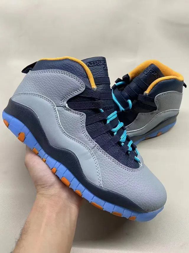 Tênis de basquete Air Jordan 10 em camurça bege e off-white 6