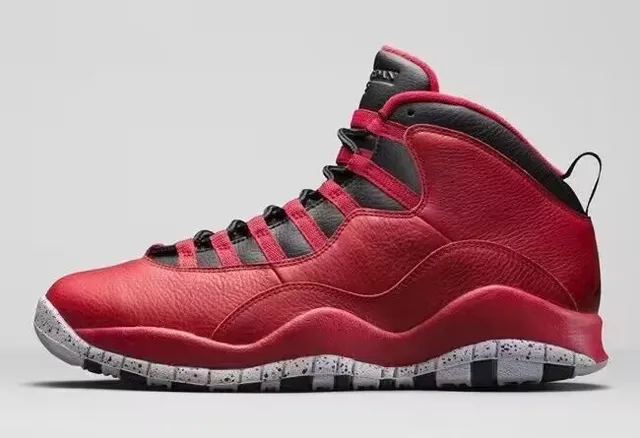 Tênis de basquete Air Jordan 10 em camurça bege e off-white 13