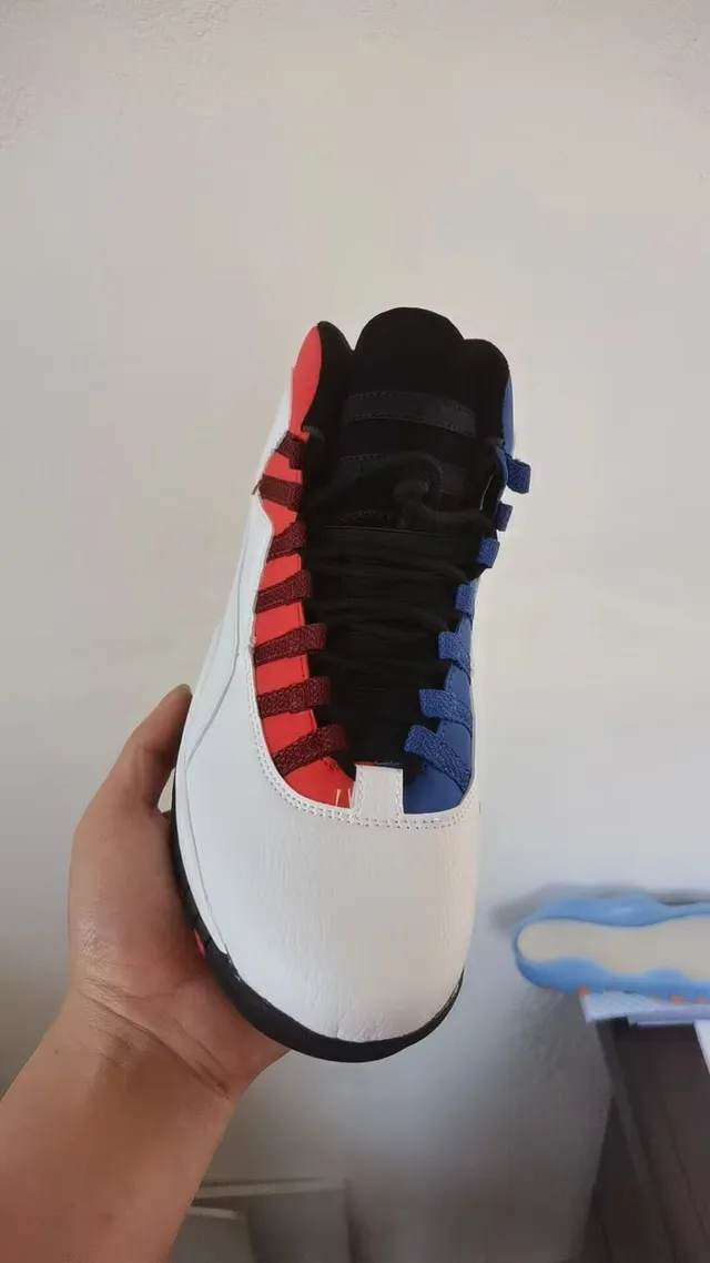 Tênis de basquete Air Jordan 10 em camurça bege e off-white 15