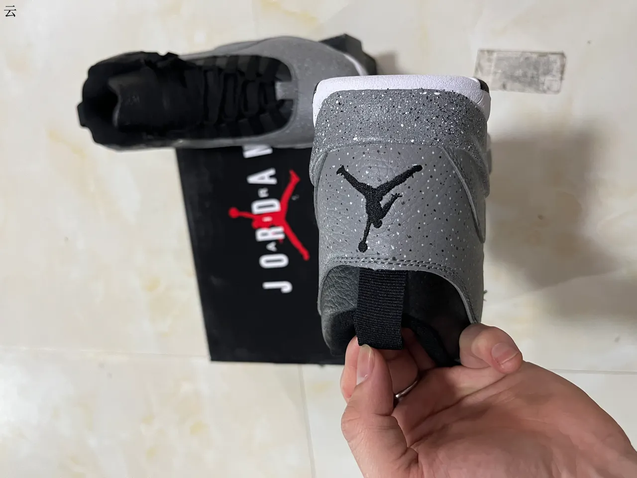 Air Jordan 10 ग्रे चित्तीदार ग्लिटर हाई-टॉप बास्केटबॉल जूते 17