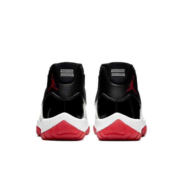 حذاء كرة السلة Air Jordan 11 أسود وأحمر 2