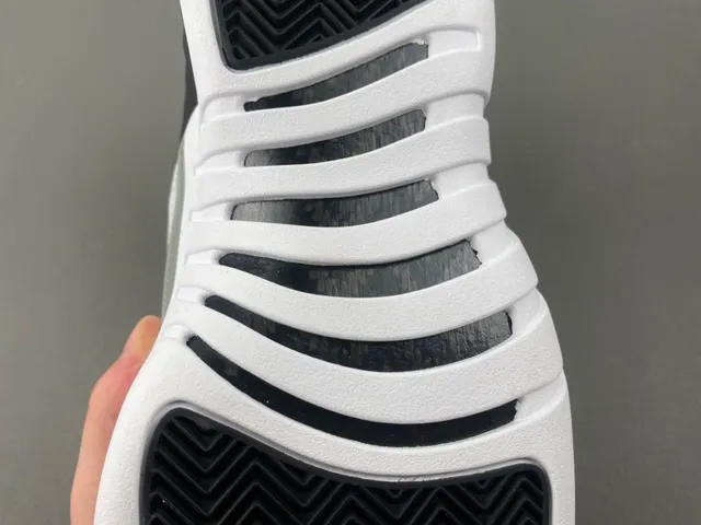 Air Jordan 12 Black White Gray-Green Basketball Shoes 10