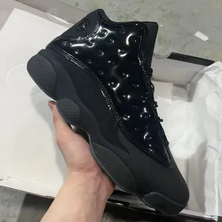Air Jordan 13 黑色亮面漆皮爆裂纹篮球鞋