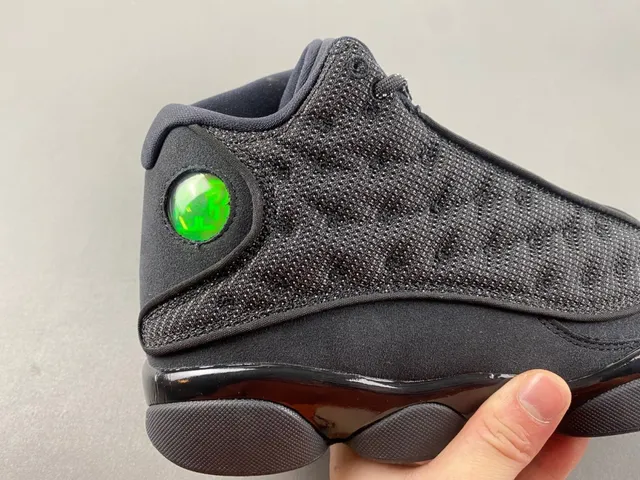 Zapatillas de baloncesto Air Jordan 13 Jumpman negro y verde 3