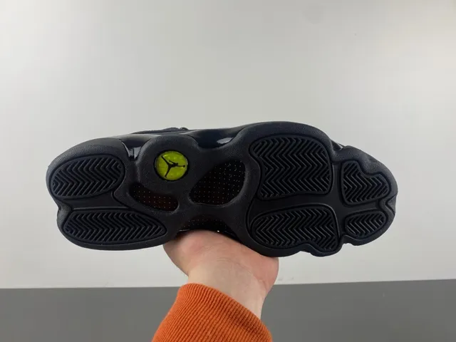 Zapatillas de baloncesto Air Jordan 13 Jumpman negro y verde 13