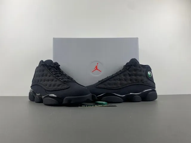 Zapatillas de baloncesto Air Jordan 13 Jumpman negro y verde 10
