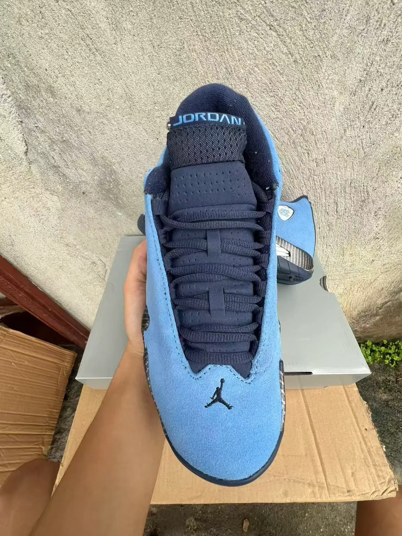 Air Jordan 14 UNC Tênis de Basquete de Camurça Azul Claro Sem Cadarço 3