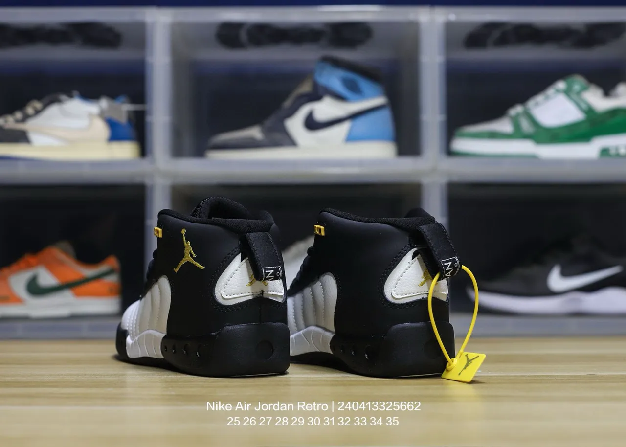 حذاء كرة السلة Air Jordan 17 أبيض أحمر 13