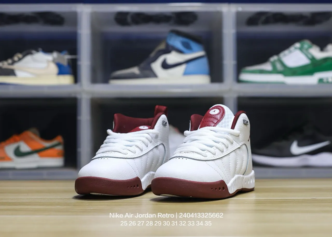 حذاء كرة السلة Air Jordan 17 أبيض أحمر 24