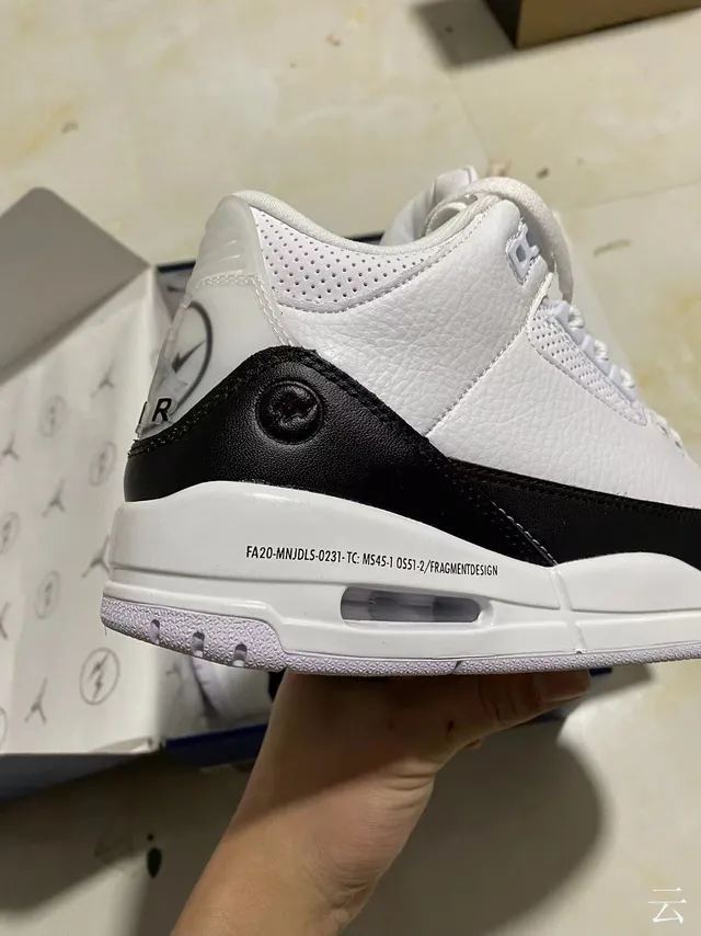 Air Jordan 3 Fragment Design tênis de basquete branco e preto 7