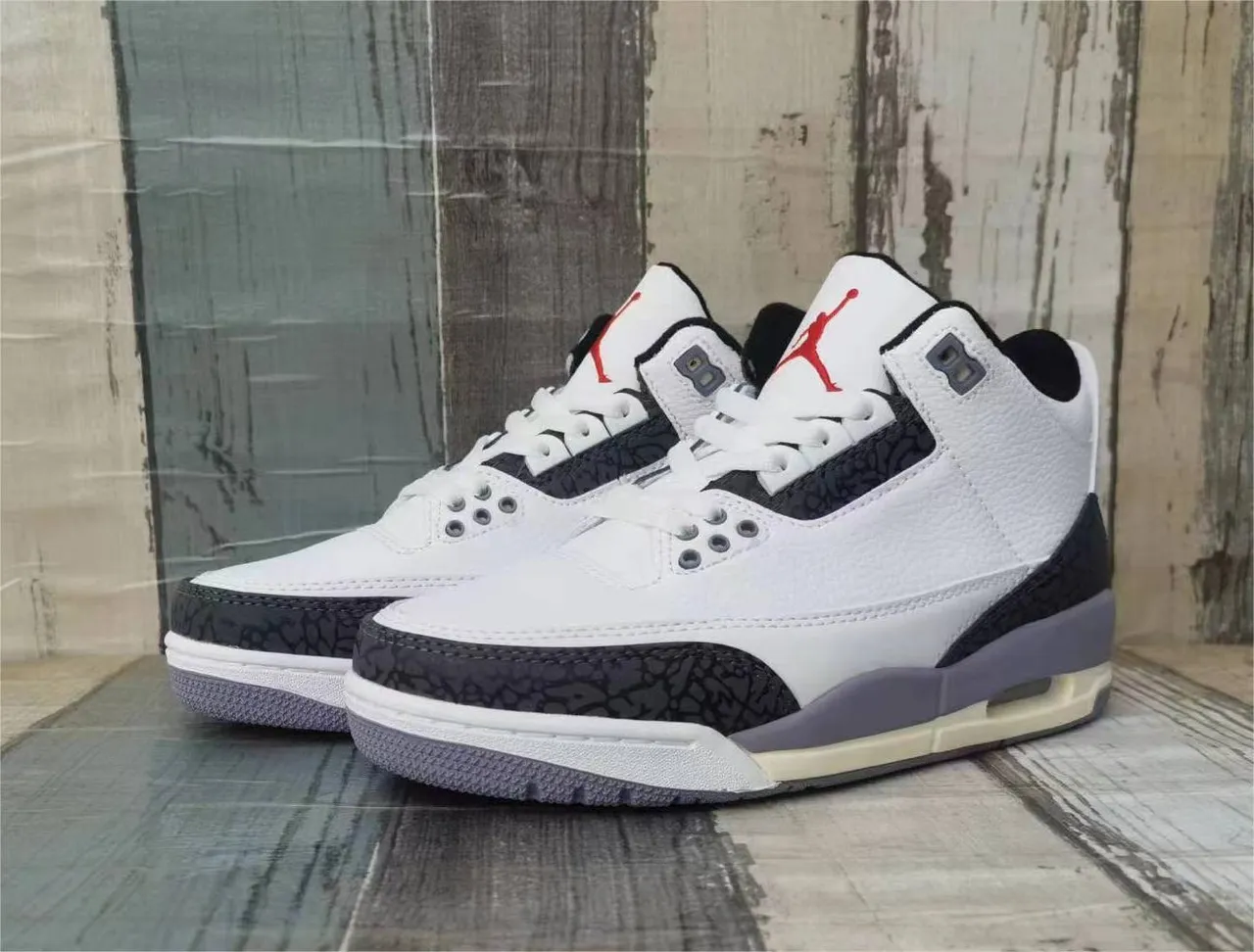 Air Jordan 3 सफेद काला सीमेंट लाल बास्केटबॉल जूते 4