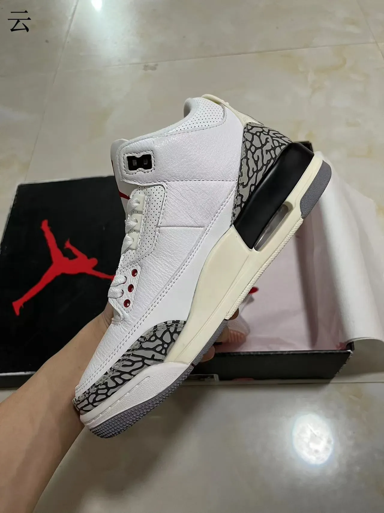 Air Jordan 3 أبيض سمنت طباعة الفيل حذاء كرة السلة 4