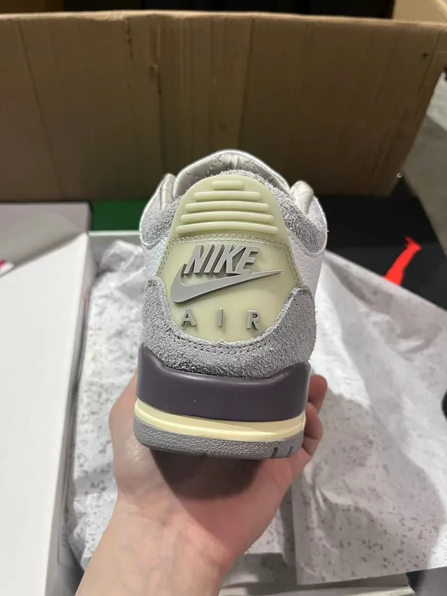 Air Jordan 3 Branco Cinza Creme Tênis de Basquete 5