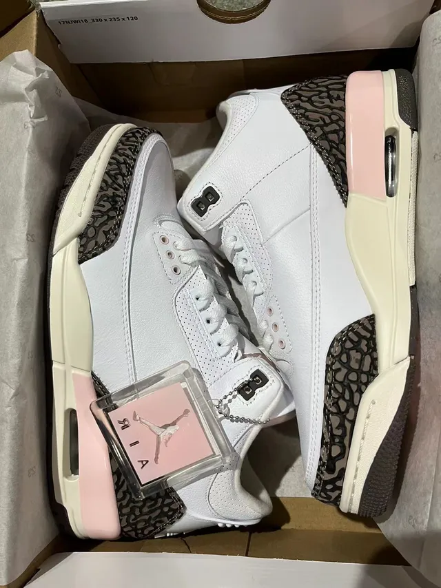 Zapatillas de baloncesto Air Jordan 3 blanco y rosa con estampado de elefante 6