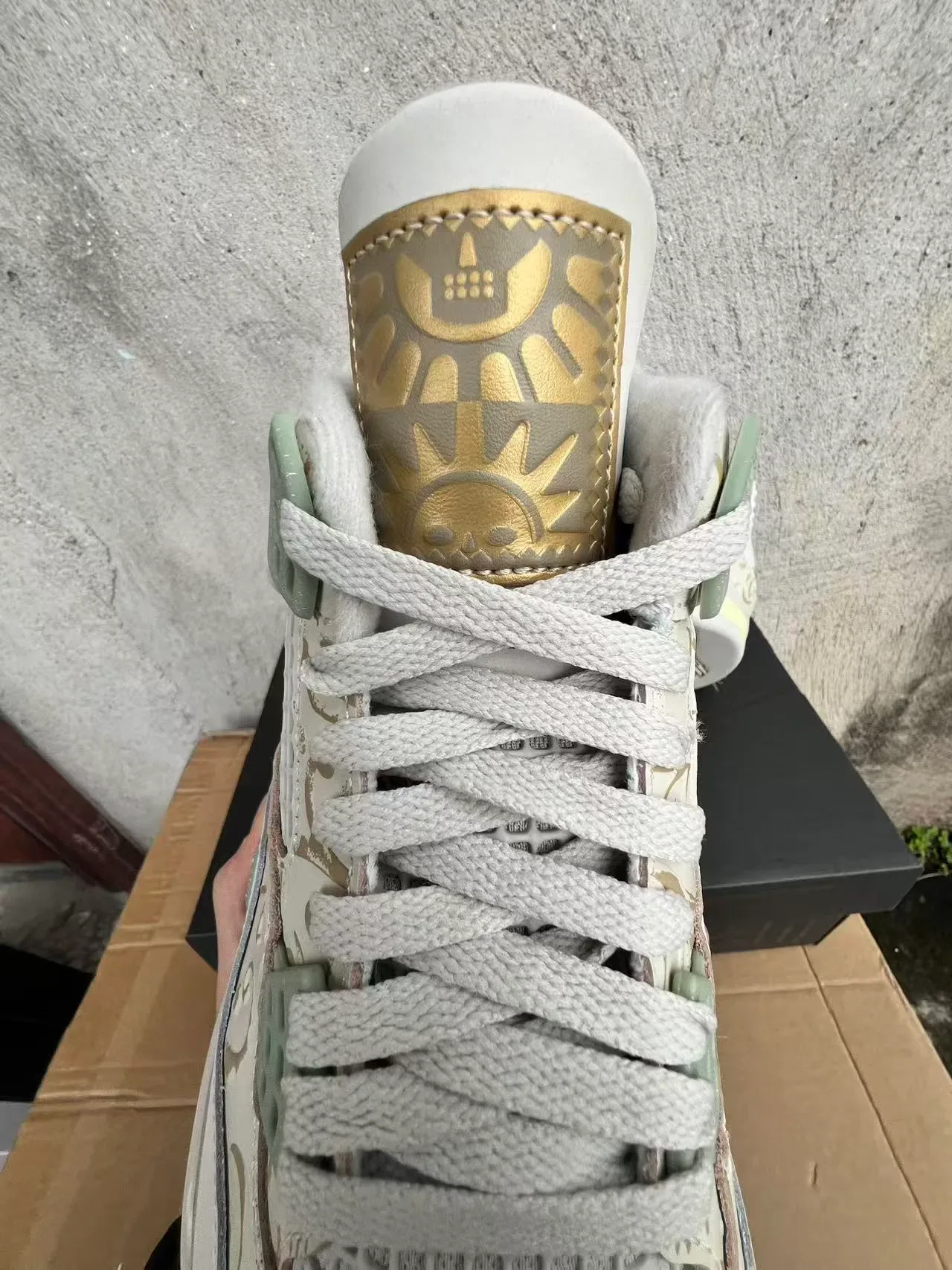 Air Jordan 4 طباعة زهورية Off-White Sage Green أحذية كرة السلة 4