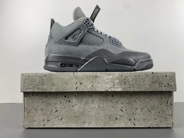 Zapatillas de baloncesto Air Jordan 4 gris monocromático 14