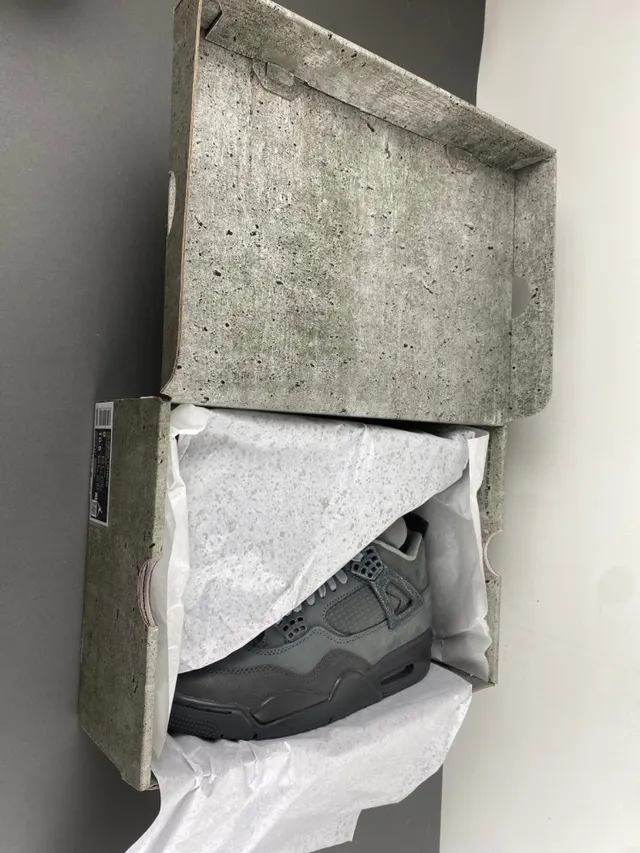 Zapatillas de baloncesto Air Jordan 4 gris monocromático 16