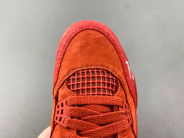 Tênis de basquete de cano alto Air Jordan 4 em camurça vermelha 5
