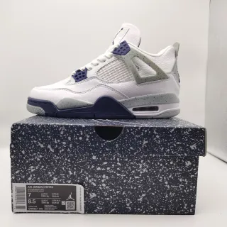 Tênis de basquete Air Jordan 4 Retro Branco/Azul-marinho