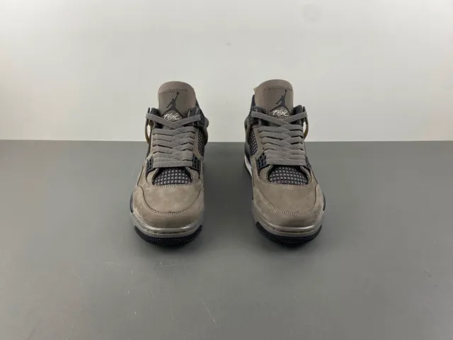 Tênis de basquete Air Jordan 4 em camurça taupe 9