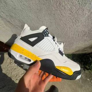 Air Jordan 4 White Black Yellow Speckle Basketball Shoes