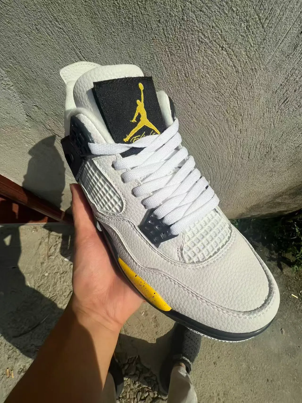 Air Jordan 4 White Black Yellow Speckle Basketball Shoes 2