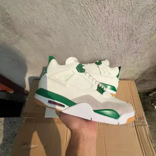 Air Jordan 4 White Green 篮球鞋