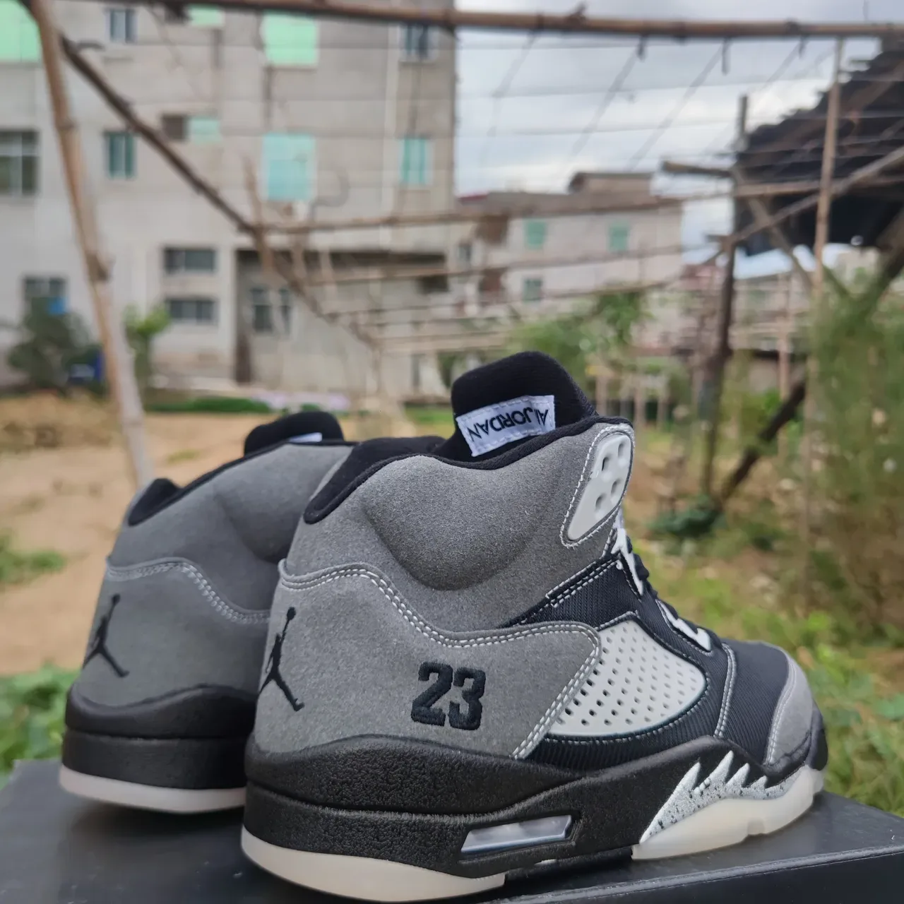 Air Jordan 5 Negro Gris Blanco Zapatos de Baloncesto 3