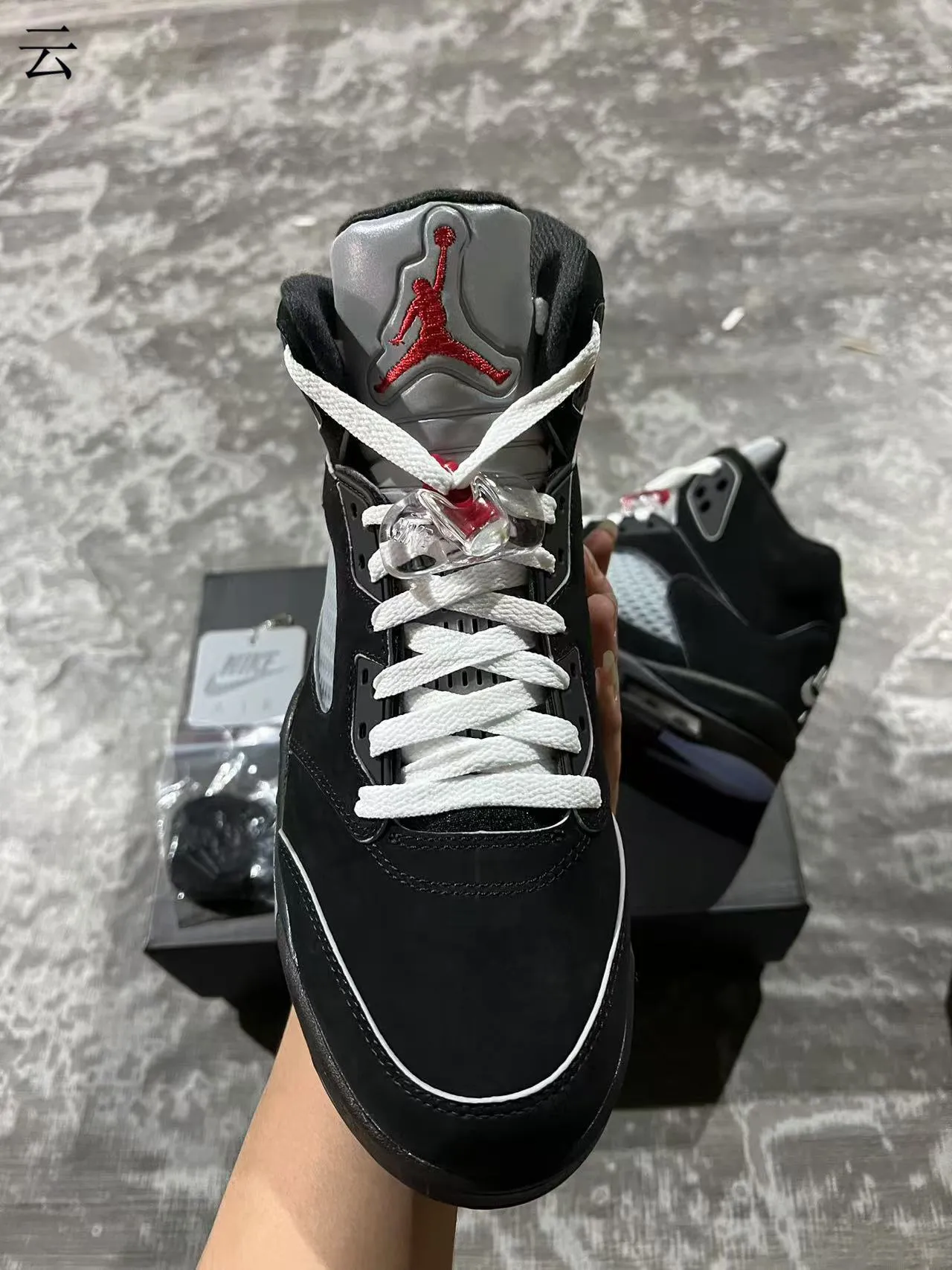 Zapatillas de baloncesto Air Jordan 5 negro plateado azul hielo 3