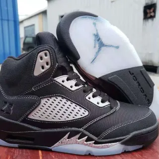 Tênis de basquete Air Jordan 5 preto branco gelo