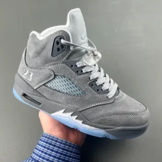 Tênis de basquete Air Jordan 5 cinza azul claro