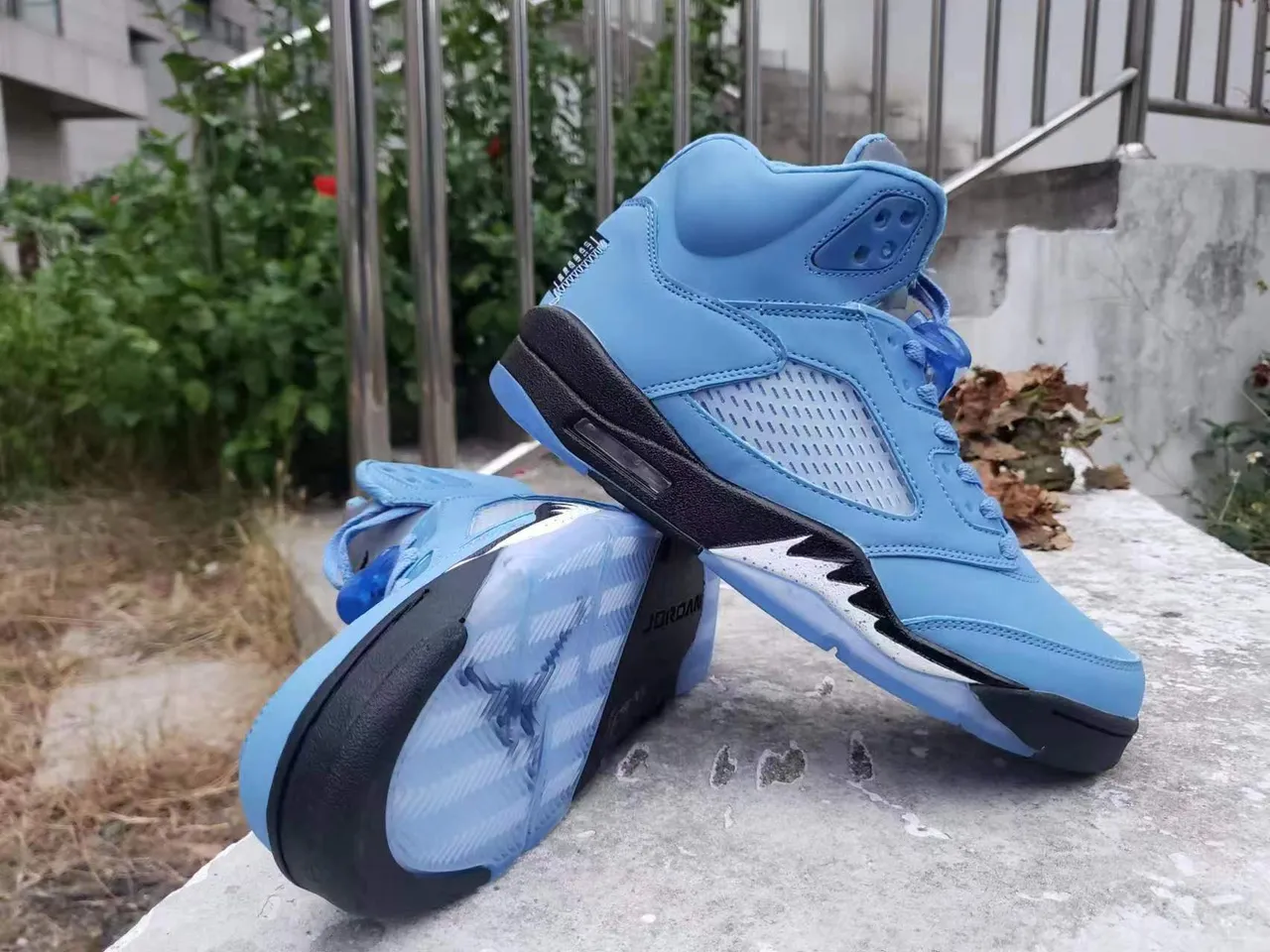 Air Jordan 5 Sky Blue أحذية كرة السلة 2