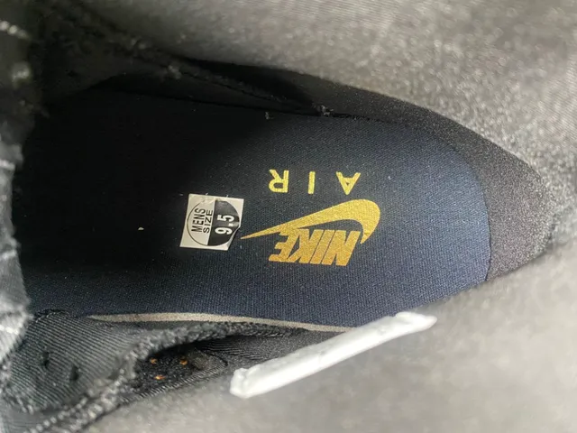 حذاء كرة السلة Air Jordan 6 بتأثير معتق ولون أسود وبني وباتينا 7