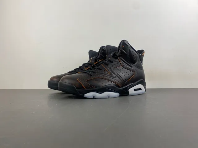 حذاء كرة السلة Air Jordan 6 بتأثير معتق ولون أسود وبني وباتينا 10