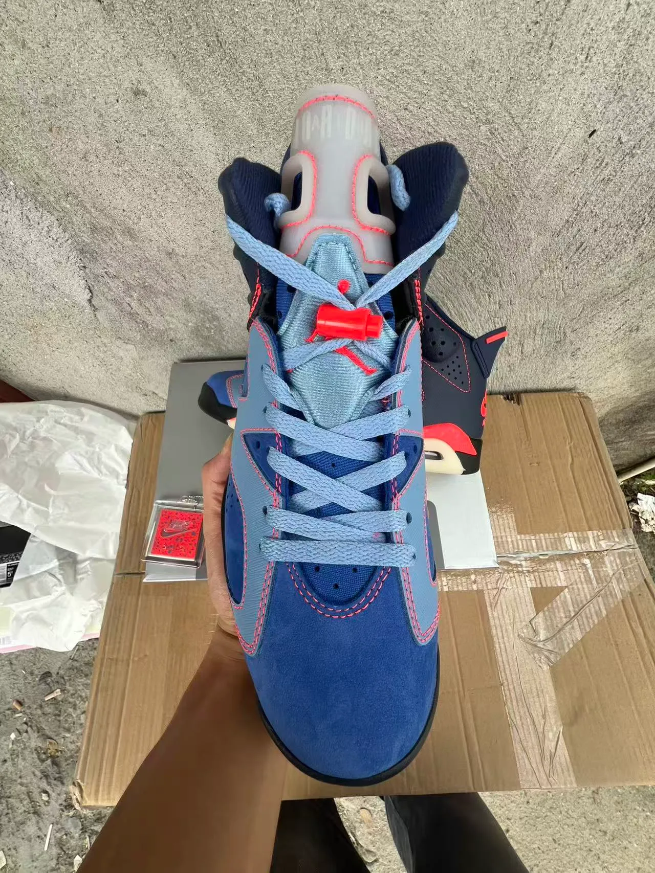 Air Jordan 6 حذاء كرة السلة كحلي وأزرق فاتح وأحمر 3