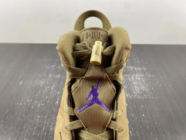 Air Jordan 6 Chaussures de basket Tan et Violet 7