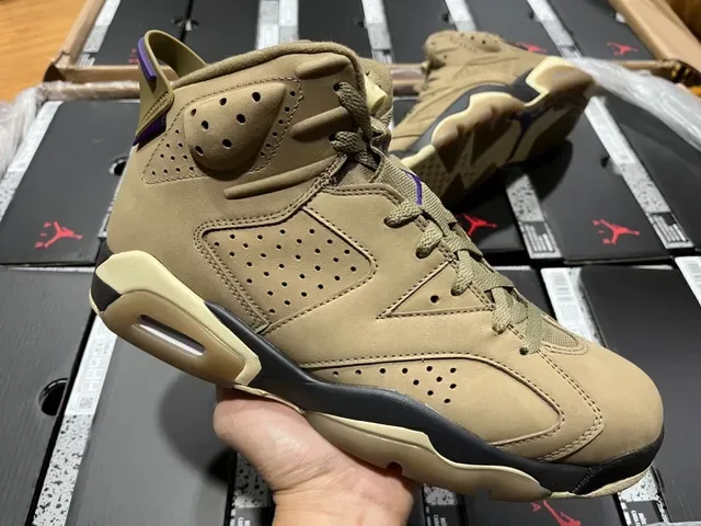 Air Jordan 6 Chaussures de basket Tan et Violet 17