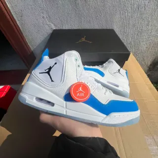 Tênis de basquete Air Jordan Legacy 312 branco e azul royal