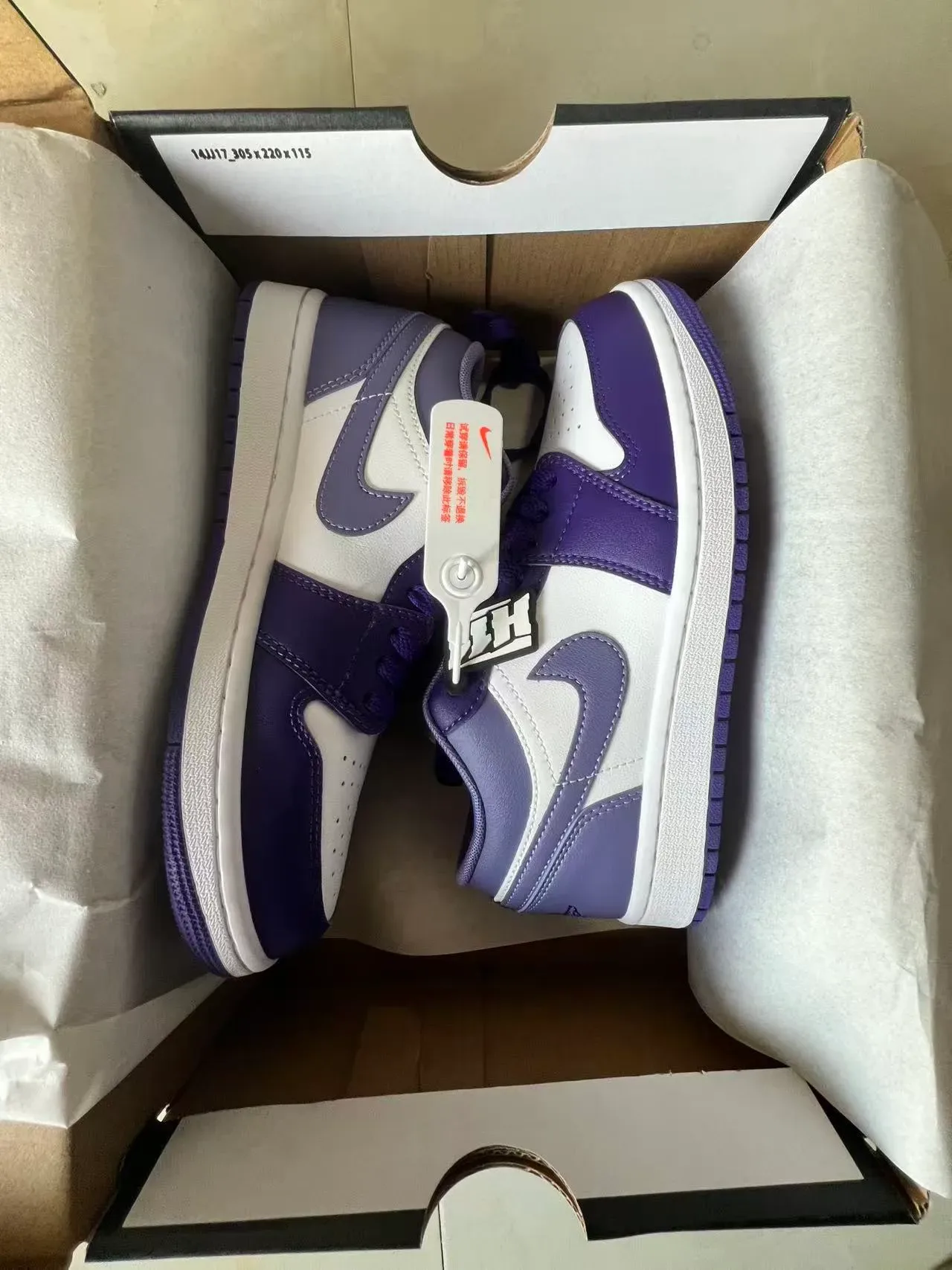 Air Jordan Chaussures de Basket Low-Top Cuir Violet Blanc 9