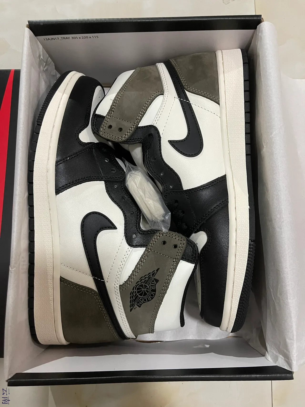Air Jordan White Black High-Top Leather And Suede Basketball Shoes 8
